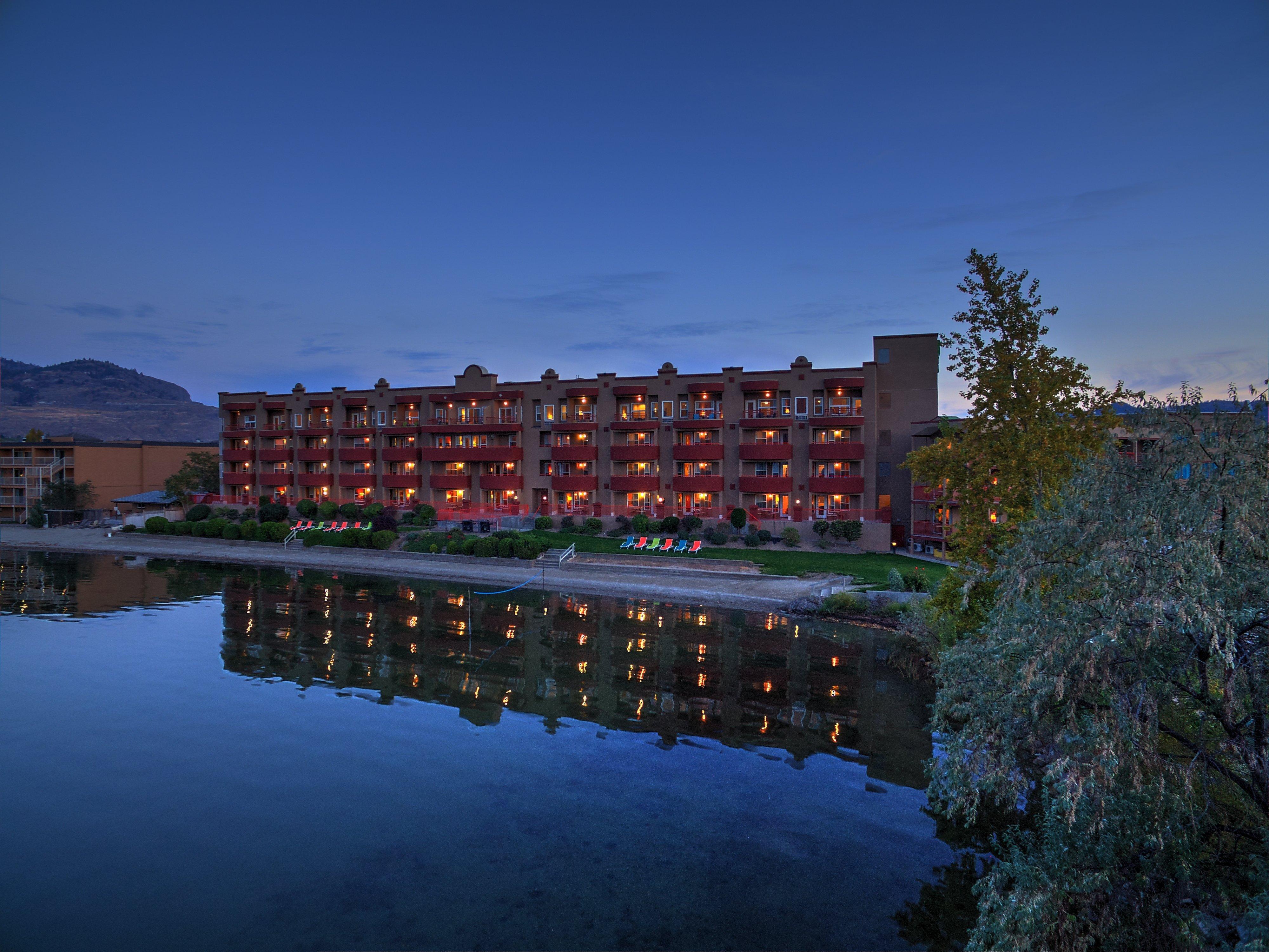 Holiday Inn Hotel & Suites Osoyoos By Ihg Екстер'єр фото