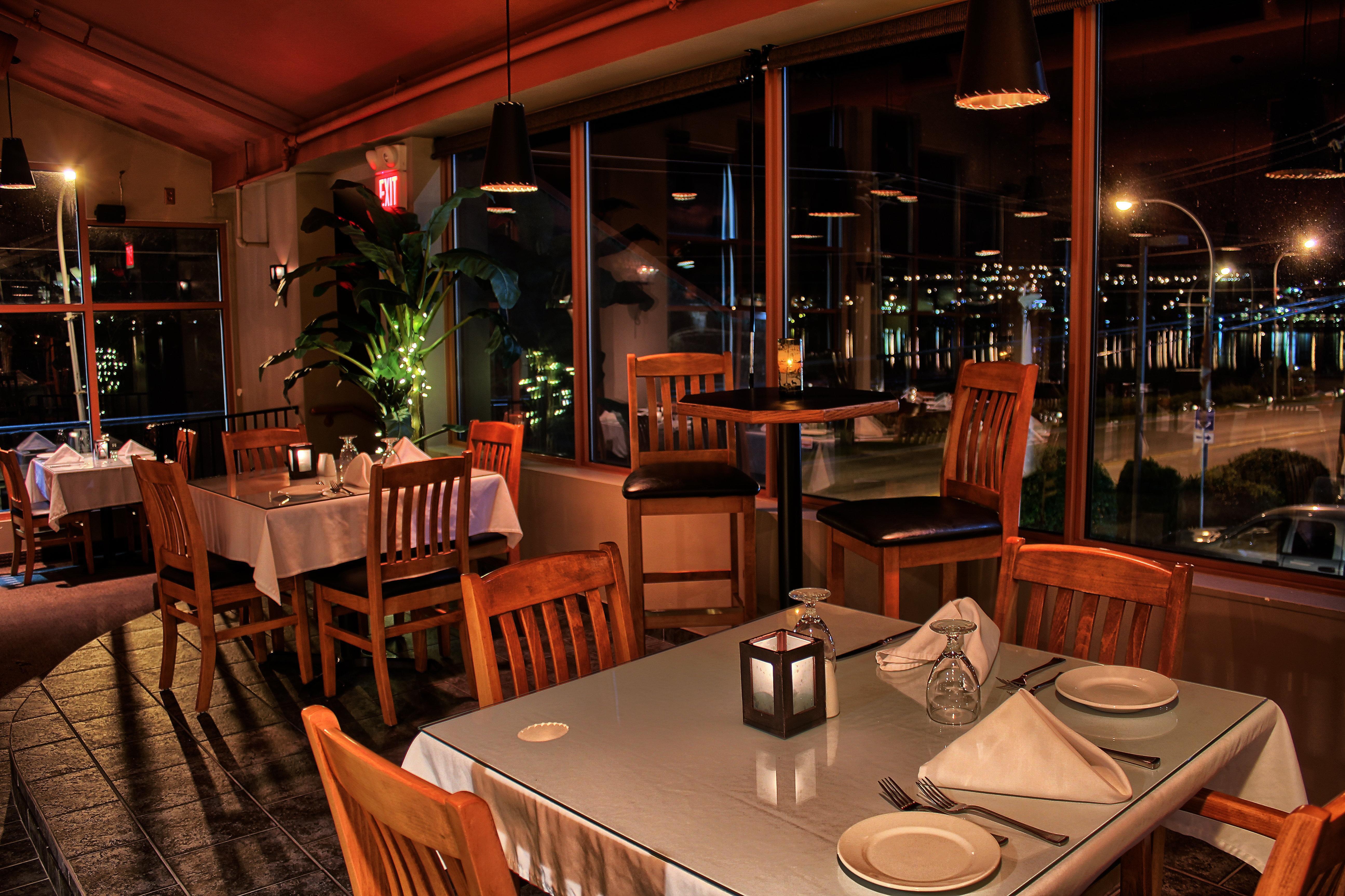 Holiday Inn Hotel & Suites Osoyoos By Ihg Екстер'єр фото