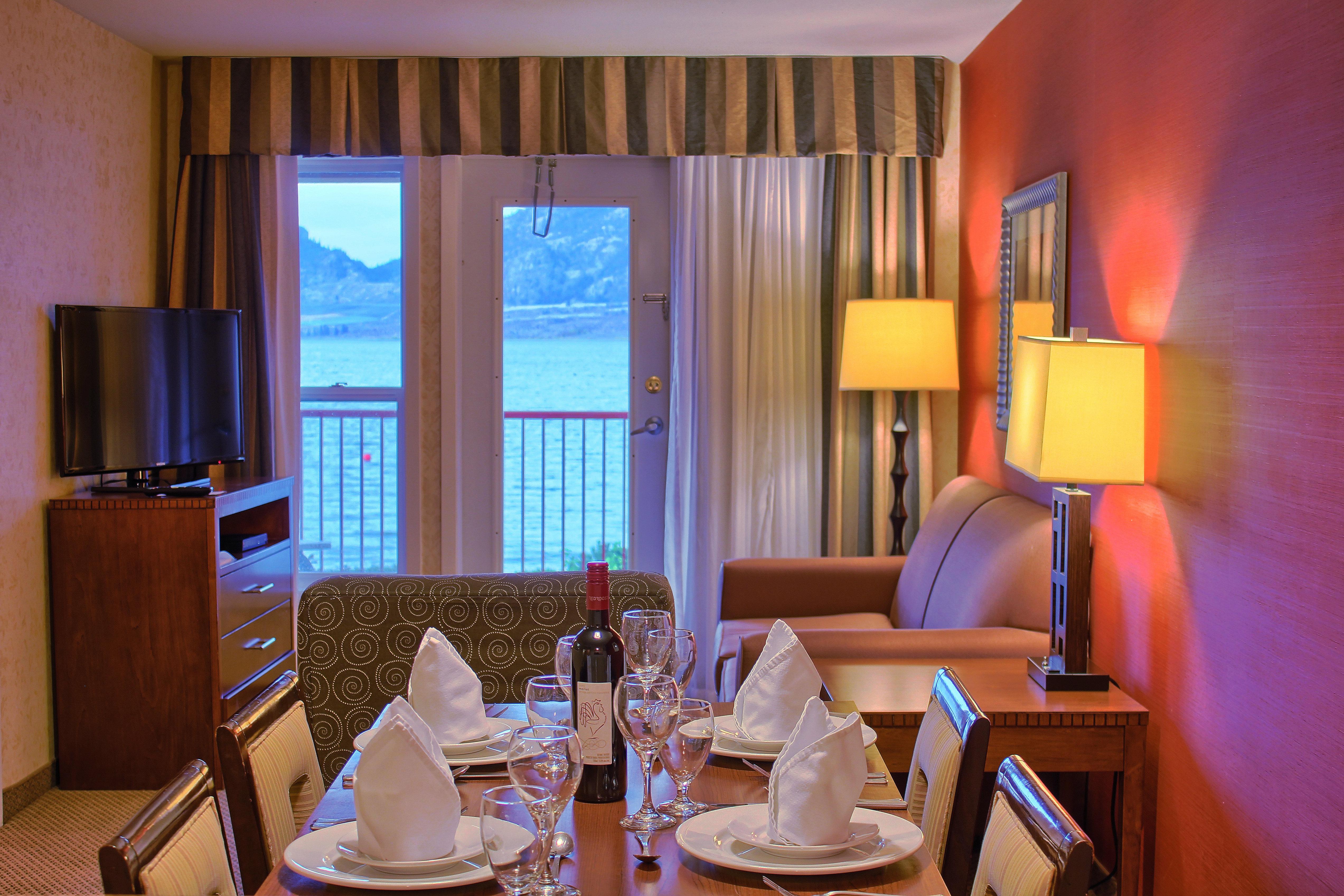 Holiday Inn Hotel & Suites Osoyoos By Ihg Екстер'єр фото