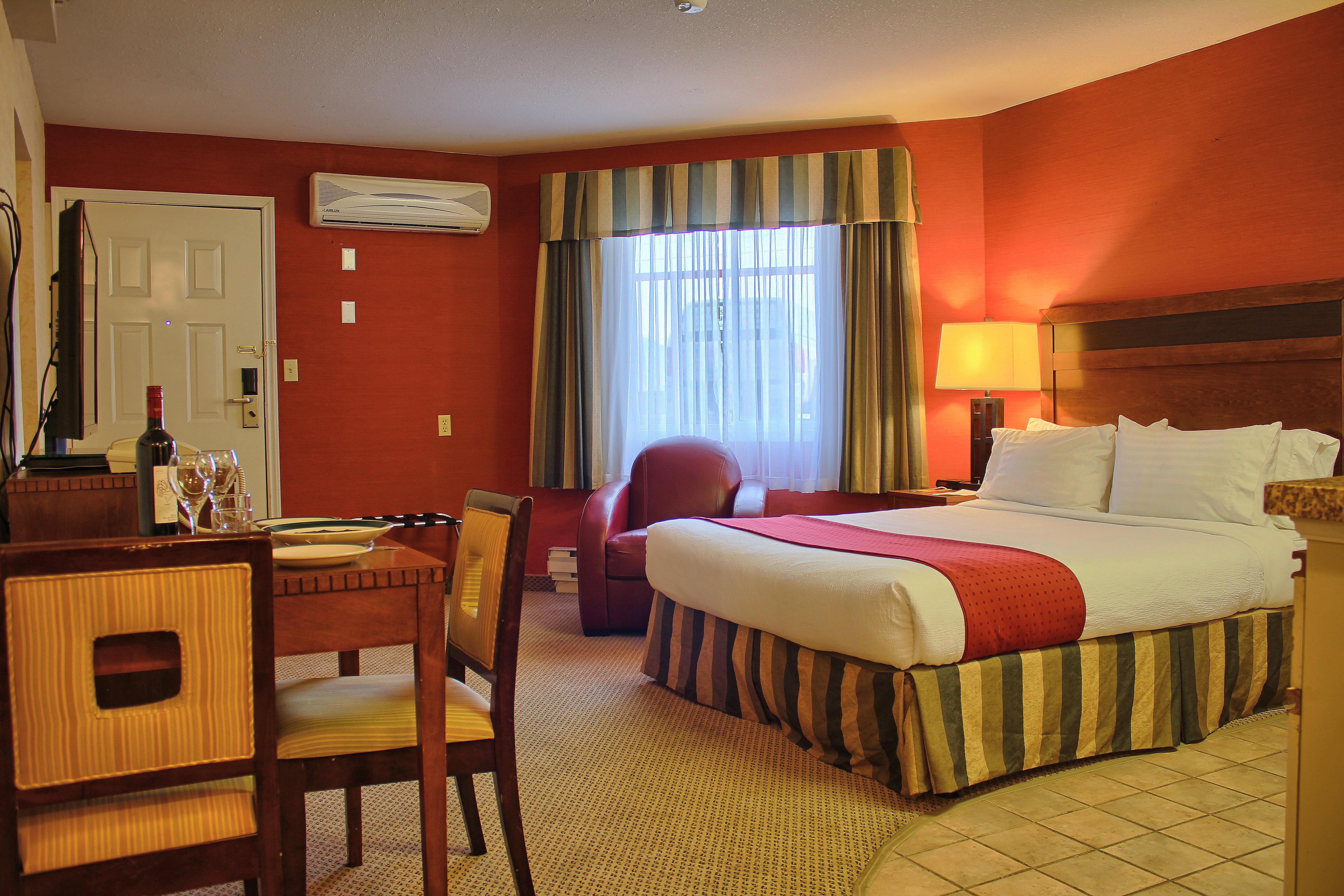 Holiday Inn Hotel & Suites Osoyoos By Ihg Екстер'єр фото