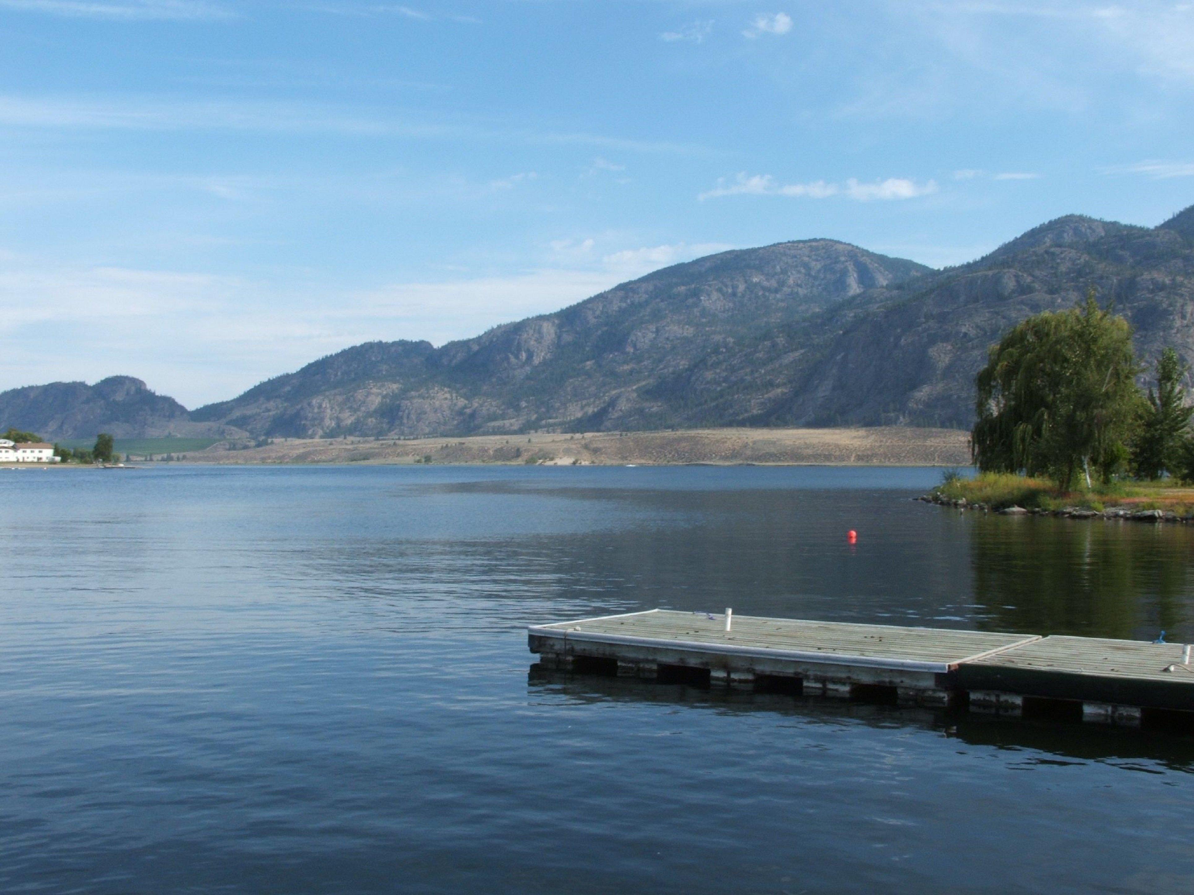 Holiday Inn Hotel & Suites Osoyoos By Ihg Екстер'єр фото