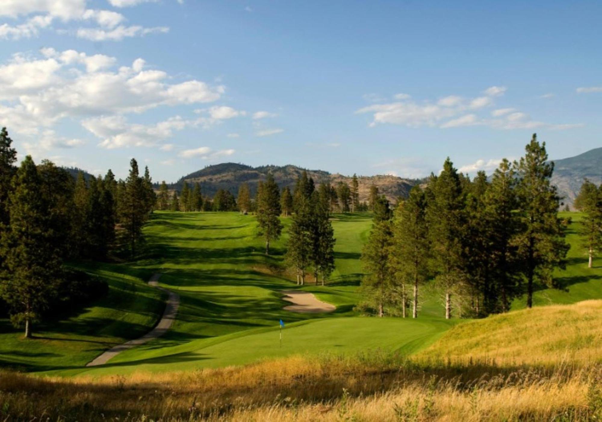 Holiday Inn Hotel & Suites Osoyoos By Ihg Екстер'єр фото