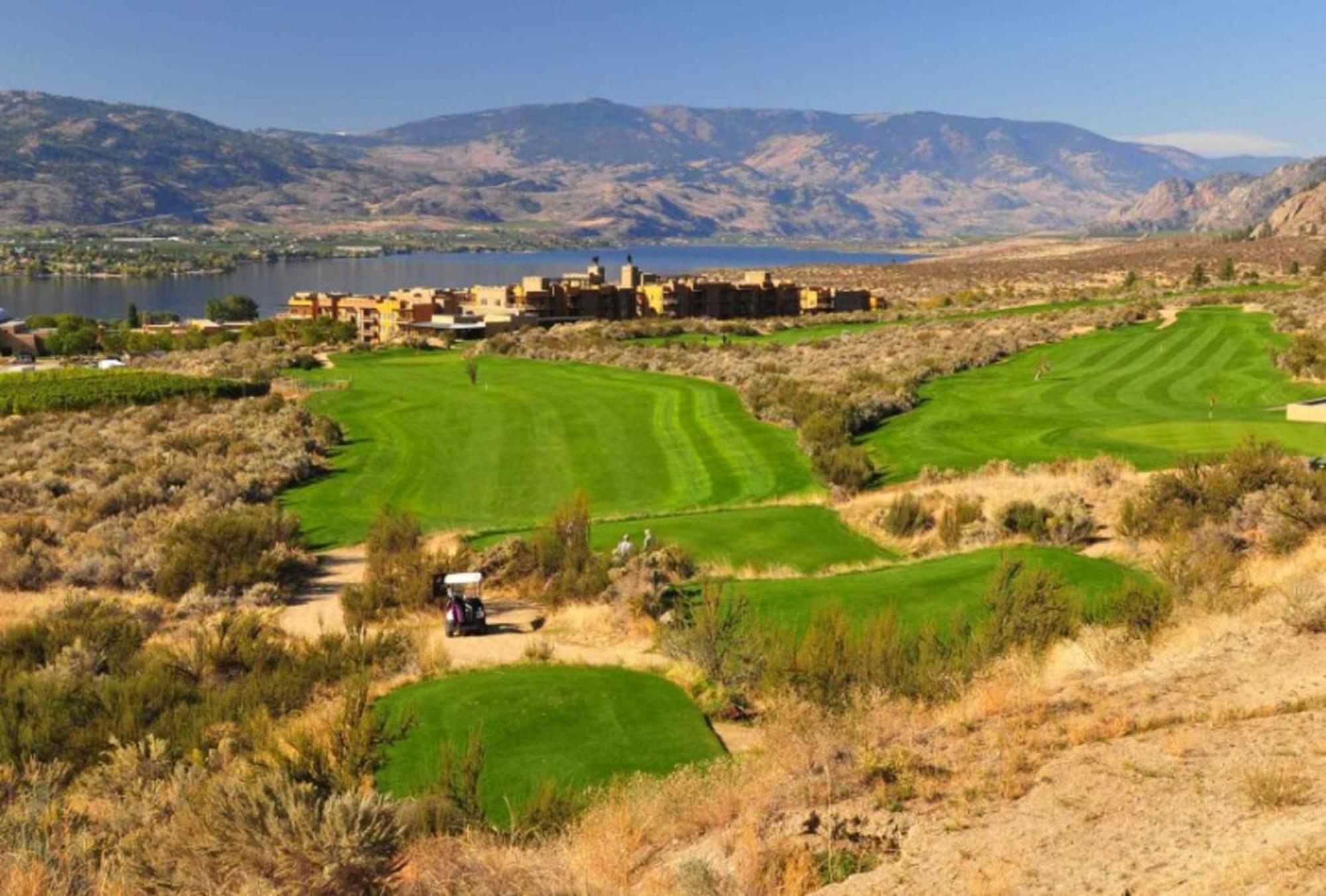 Holiday Inn Hotel & Suites Osoyoos By Ihg Екстер'єр фото